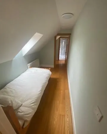 게스트하우스 Barna Liaga House *